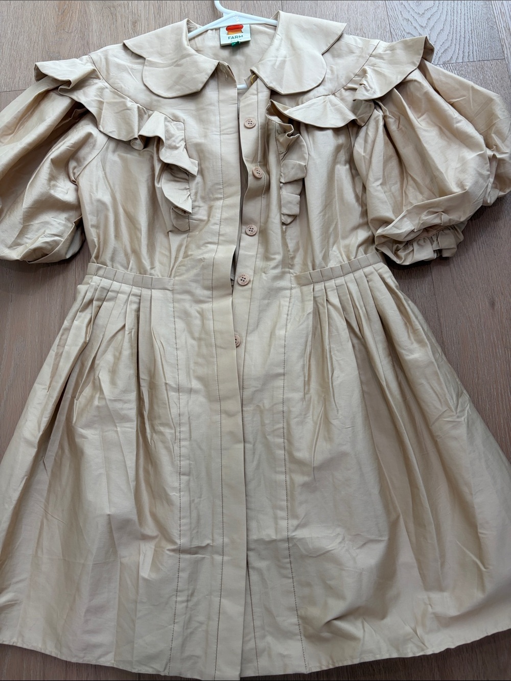 Farm Rio XS beige ruffle dress